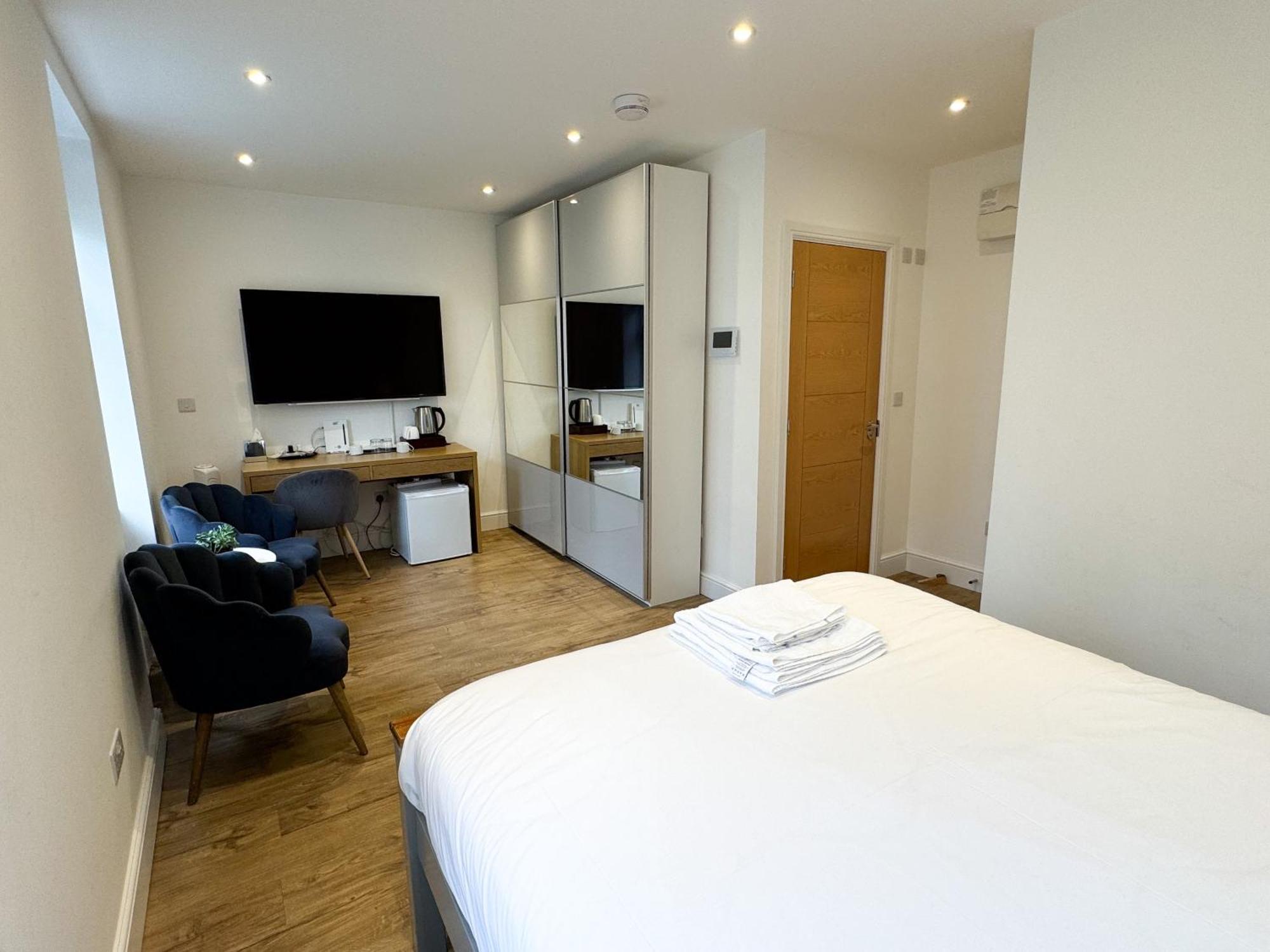 The Avonmore Olympia London Bagian luar foto