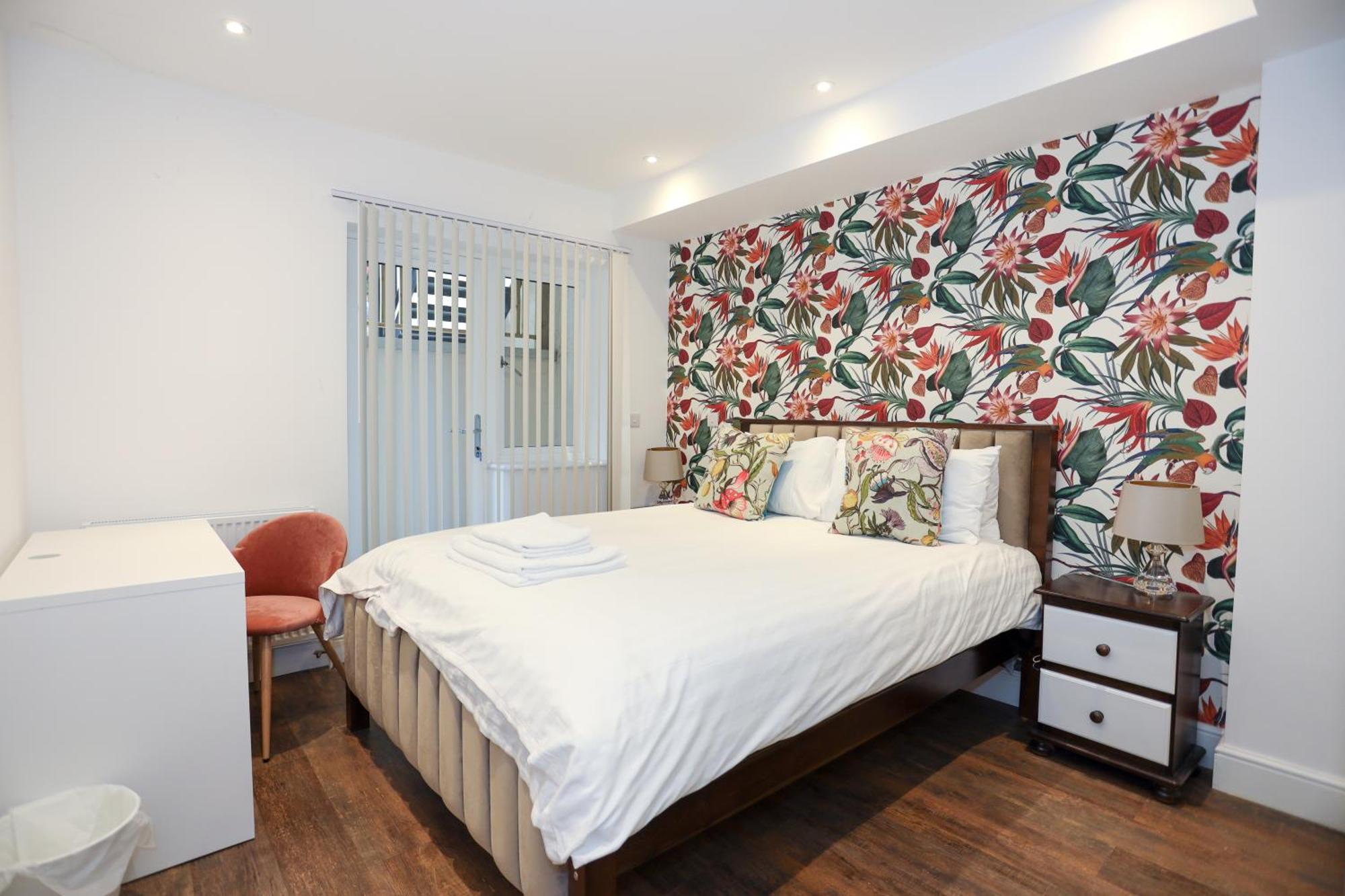 The Avonmore Olympia London Bagian luar foto