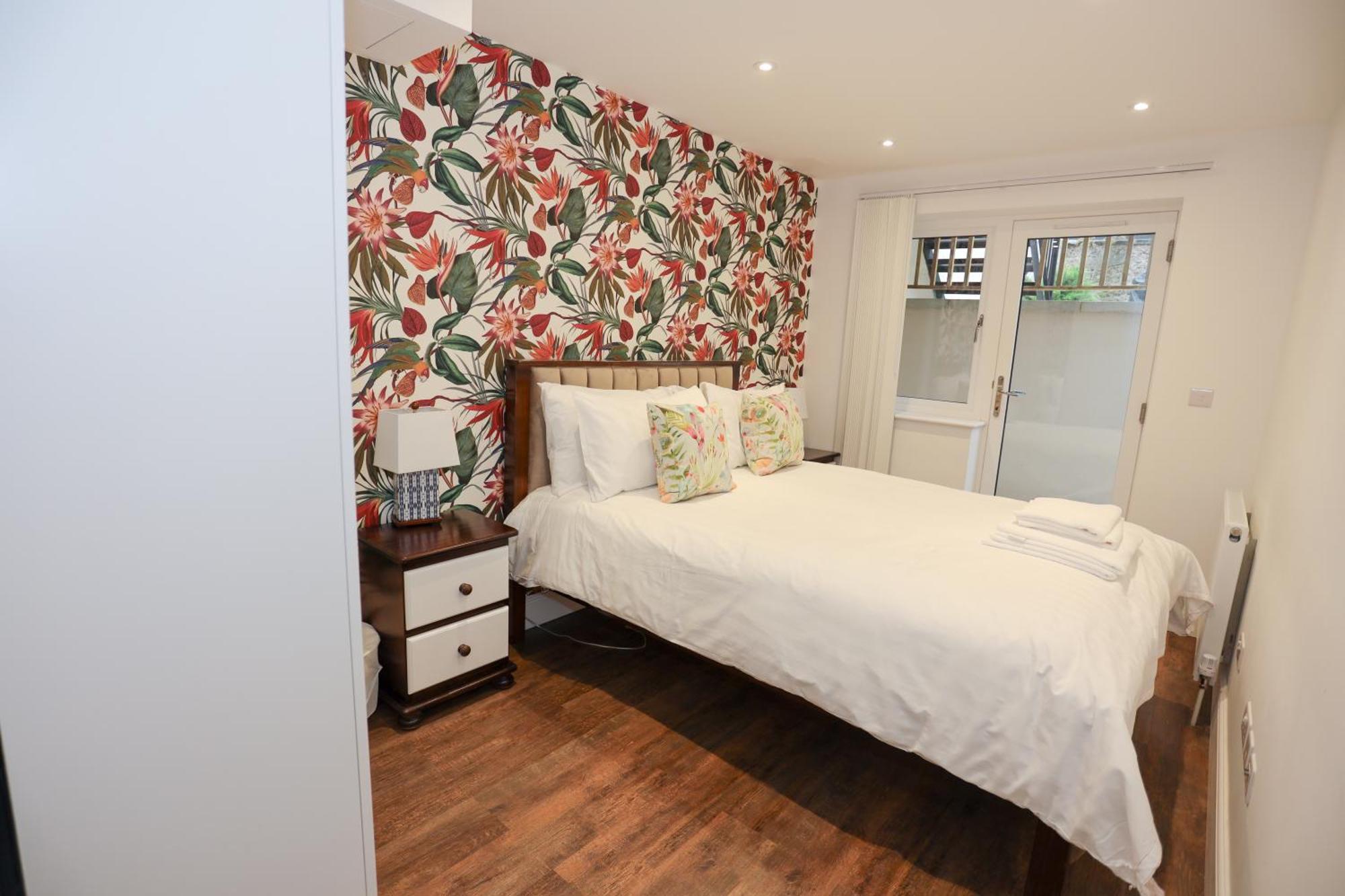 The Avonmore Olympia London Bagian luar foto