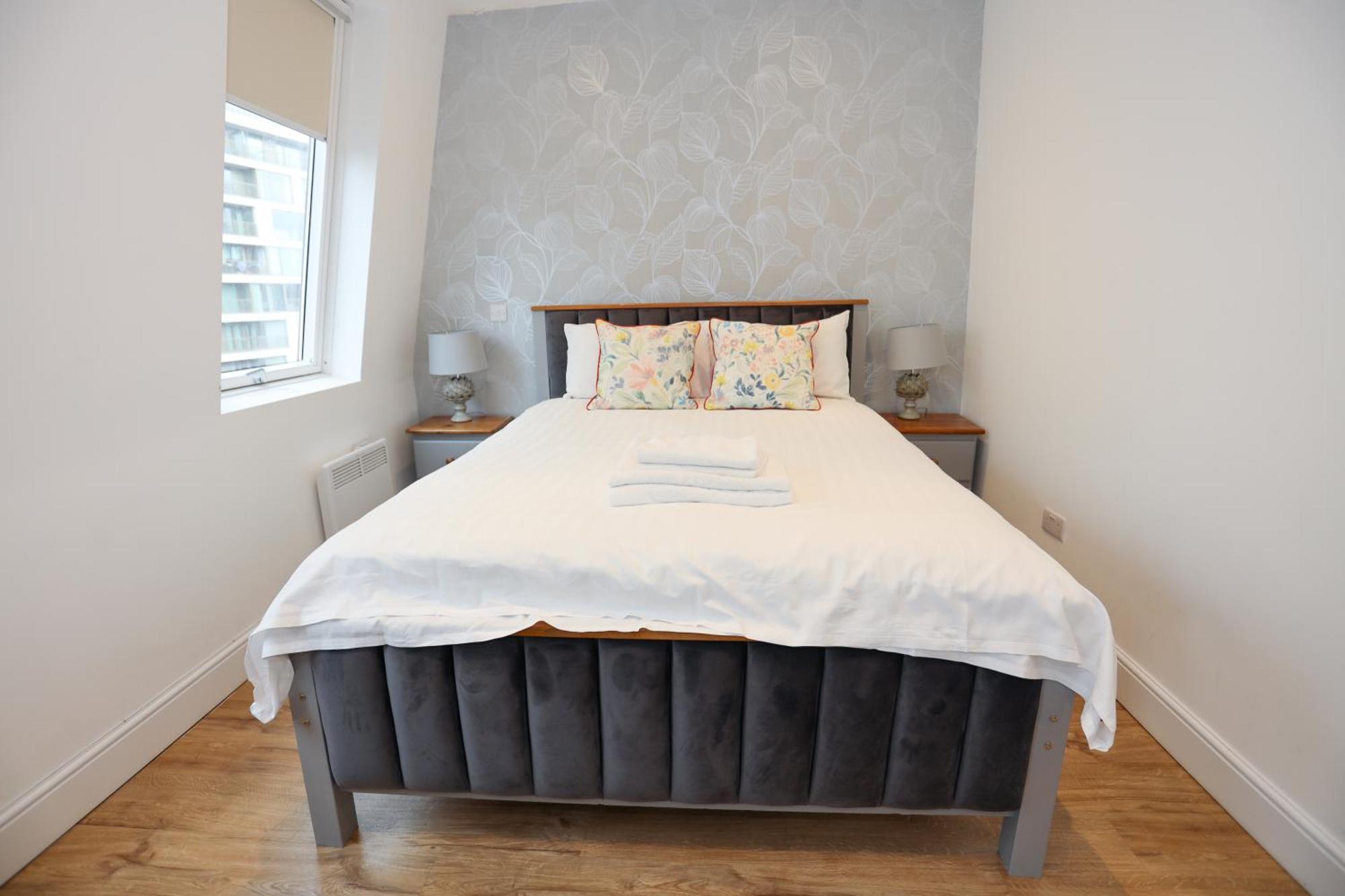 The Avonmore Olympia London Bagian luar foto