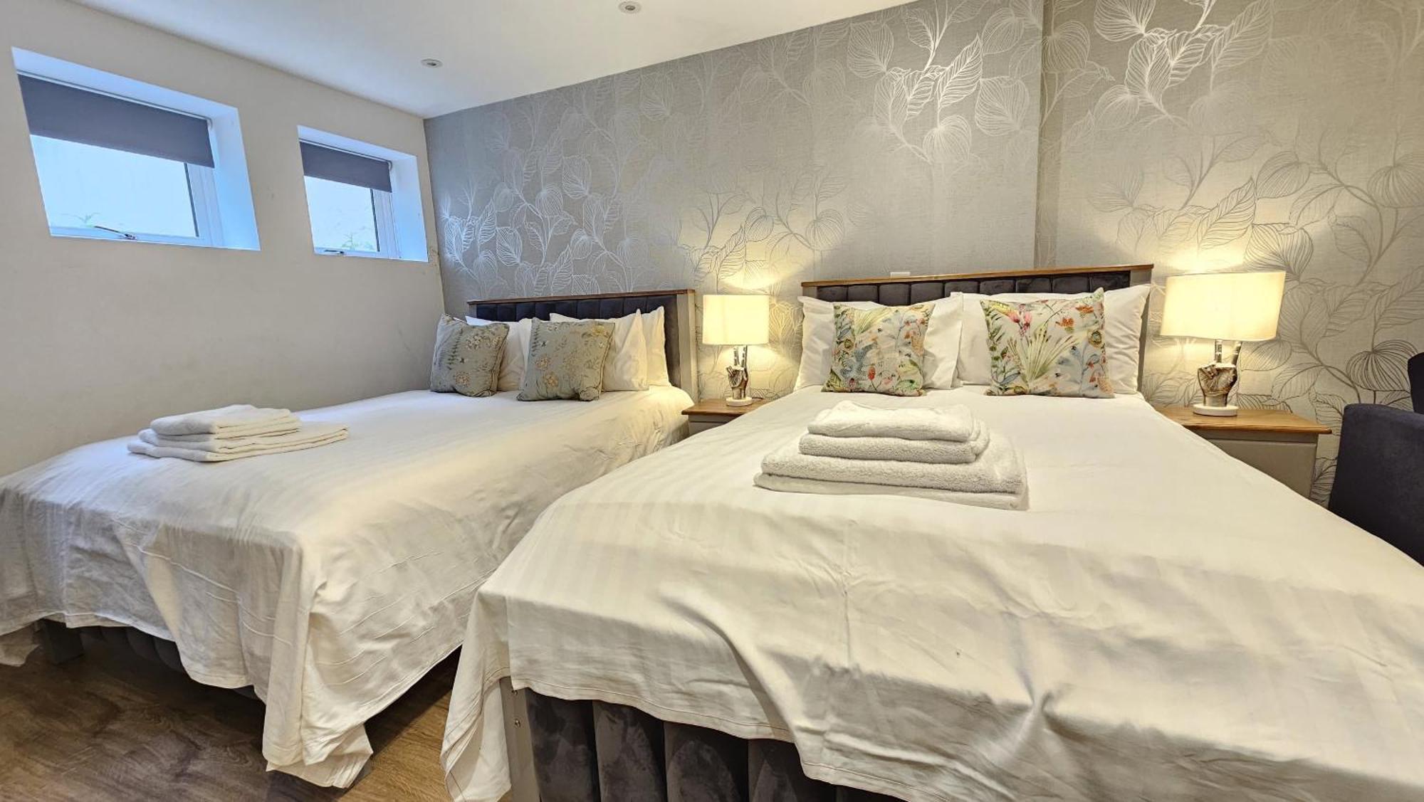 The Avonmore Olympia London Bagian luar foto